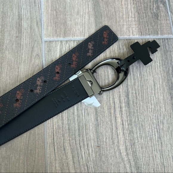 Coach Sculpted Signature Buckle Cut To Size Reversible Belt - Picture 5 of 6